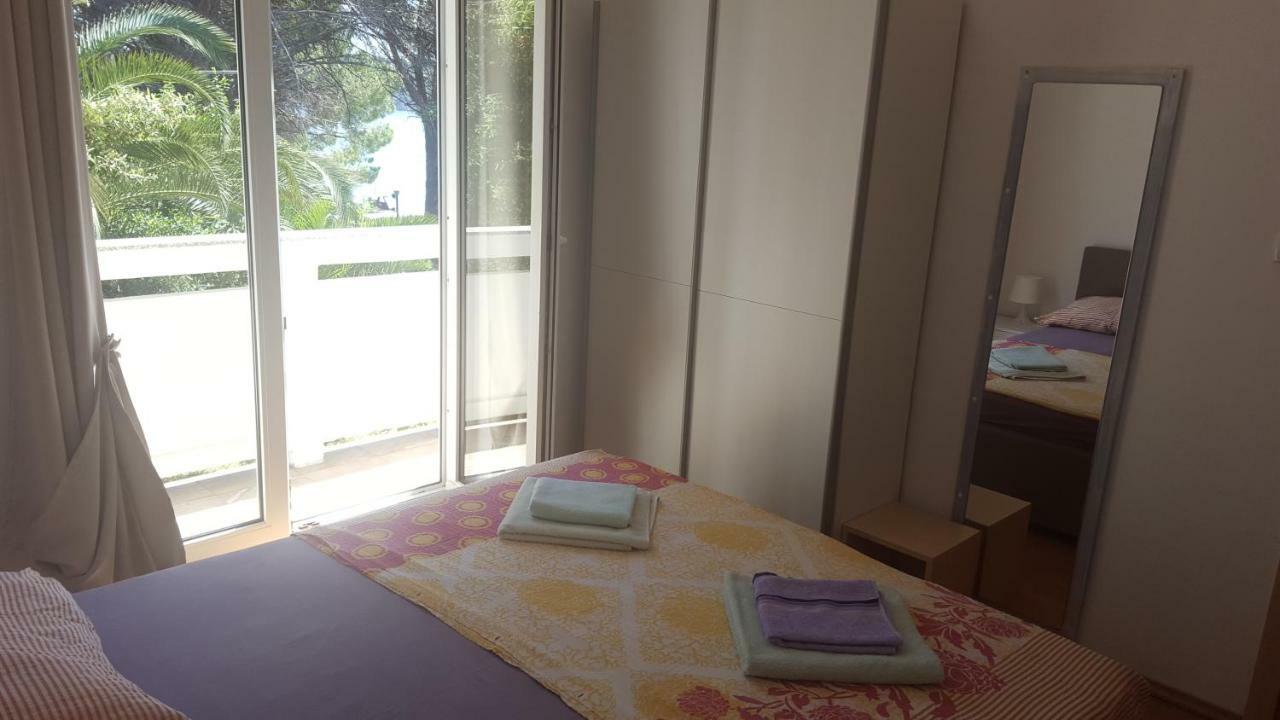 Apartmani Slavica Rab Town Exterior photo