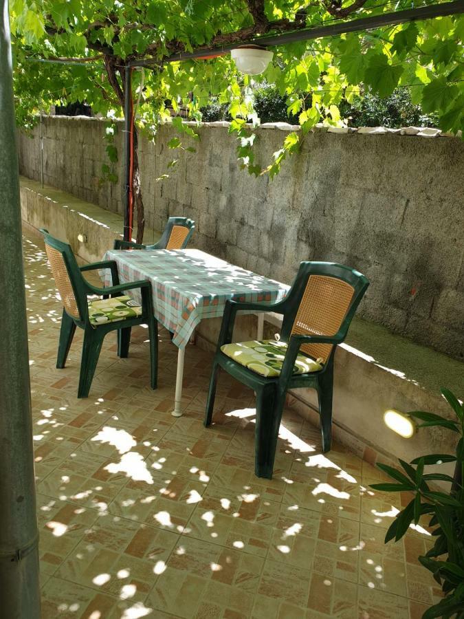 Apartmani Slavica Rab Town Exterior photo